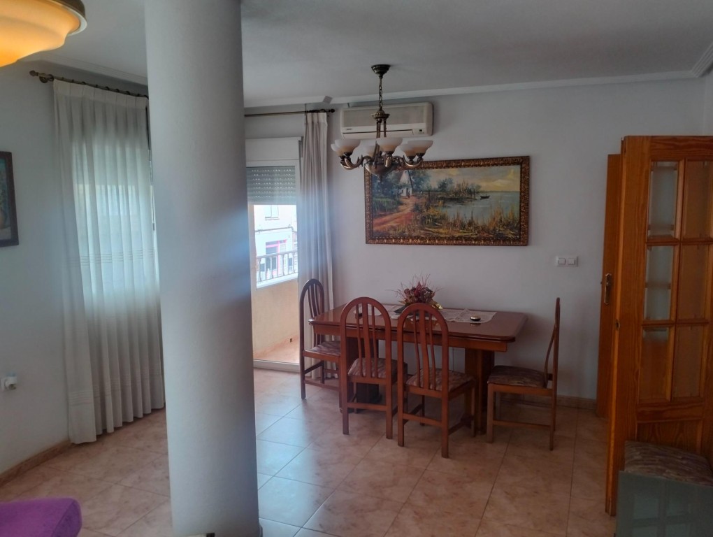 Imagen 3 de Estupendo piso cero reformas en el Raiguero !!