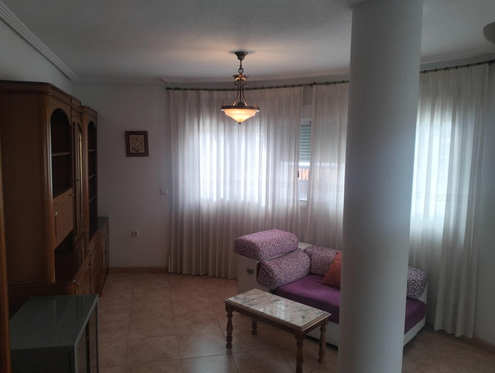 Imagen 4 de Estupendo piso cero reformas en el Raiguero !!