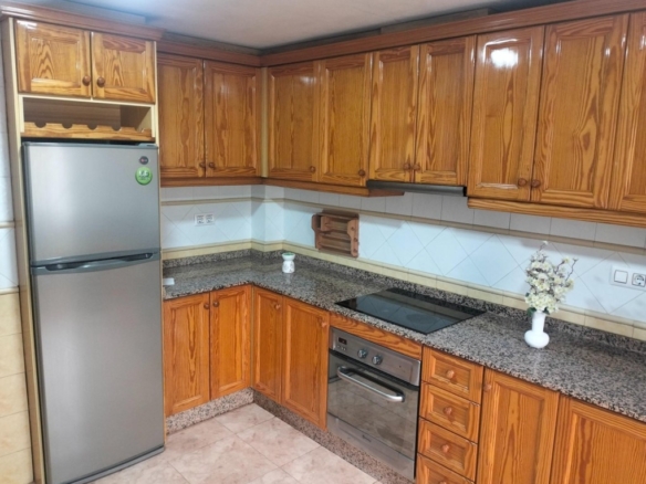 Imagen 1 de Estupendo piso cero reformas en el Raiguero !!