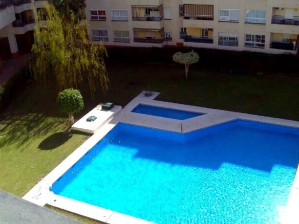 Imagen 1 de ESTUPENDO PISO ZONA DE LA BARRIGUILLA. SIN MUEBLES 3 DORM+2BAÑOS + GARAJE..