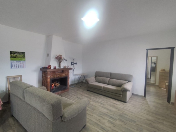 Imagen 4 de Casa-Chalet en Venta en Castaras Granada