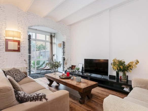 Imagen 1 de Espectacular duplex con patio en el eixample drecha