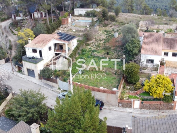 Imagen 1 de TERRENO RESIDENCIAL SOLEADO EN VALLIRANA