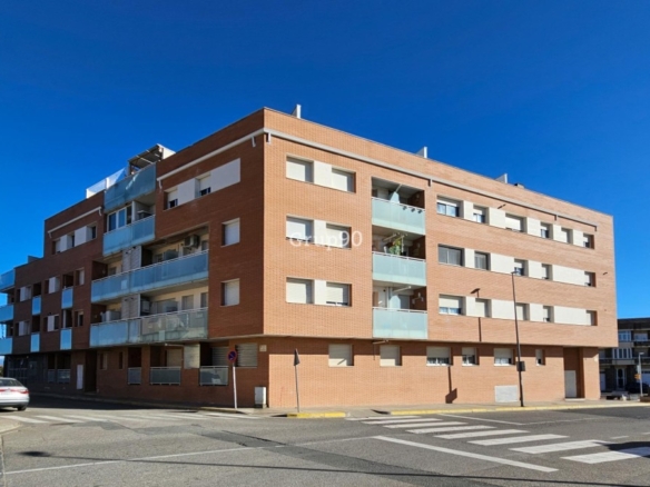 Imagen 1 de ? Excelente piso de 2 habitaciones en Torrefarrera con plaza de parking y trastero.