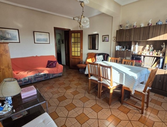 Imagen 1 de PISO EN VENTA EN VALENCIA – ZONA AV. DEL CID