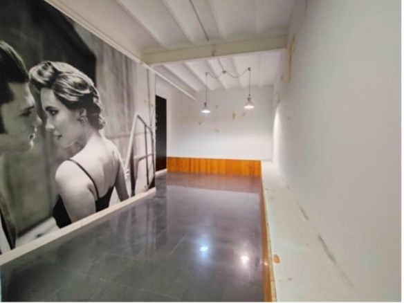 Imagen 2 de Local comercial en Alquiler en Madrid Madrid RETIRO