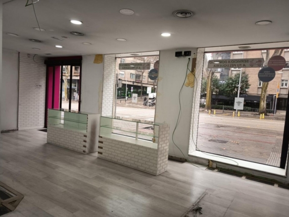 Imagen 4 de Local comercial en Alquiler en Madrid Madrid RETIRO