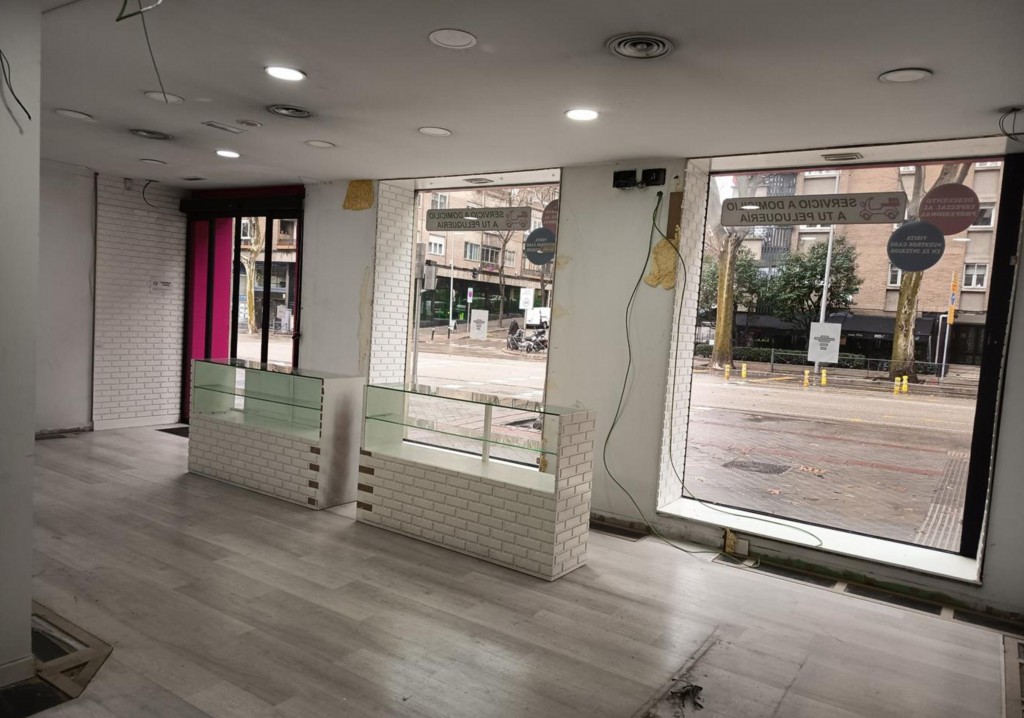Imagen 4 de Local comercial en Alquiler en Madrid Madrid RETIRO