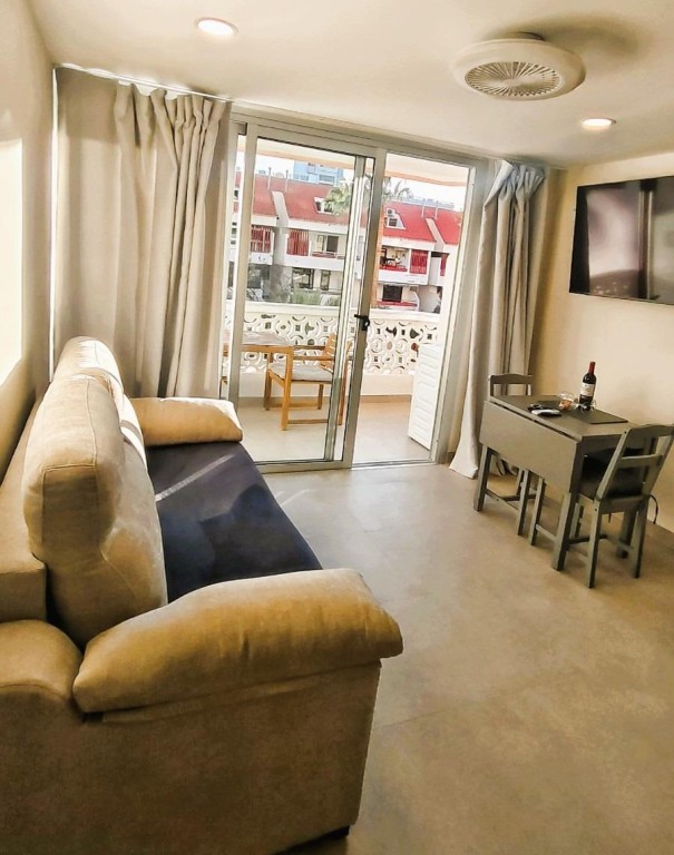 Imagen 2 de Apartamento de 1 dormitorio con terraza en Residencial Playa Honda - Playa de las Américas