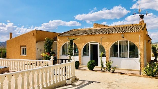 Imagen 1 de Casa-Chalet en Venta en Yecla Murcia