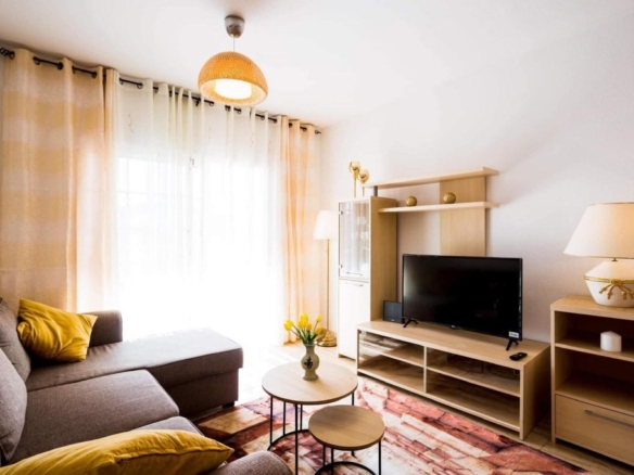 Imagen 4 de EXCLUSIVO APARTAMENTO DE 2 DORMITORIOS EN VENTA JUNTO AL MAR