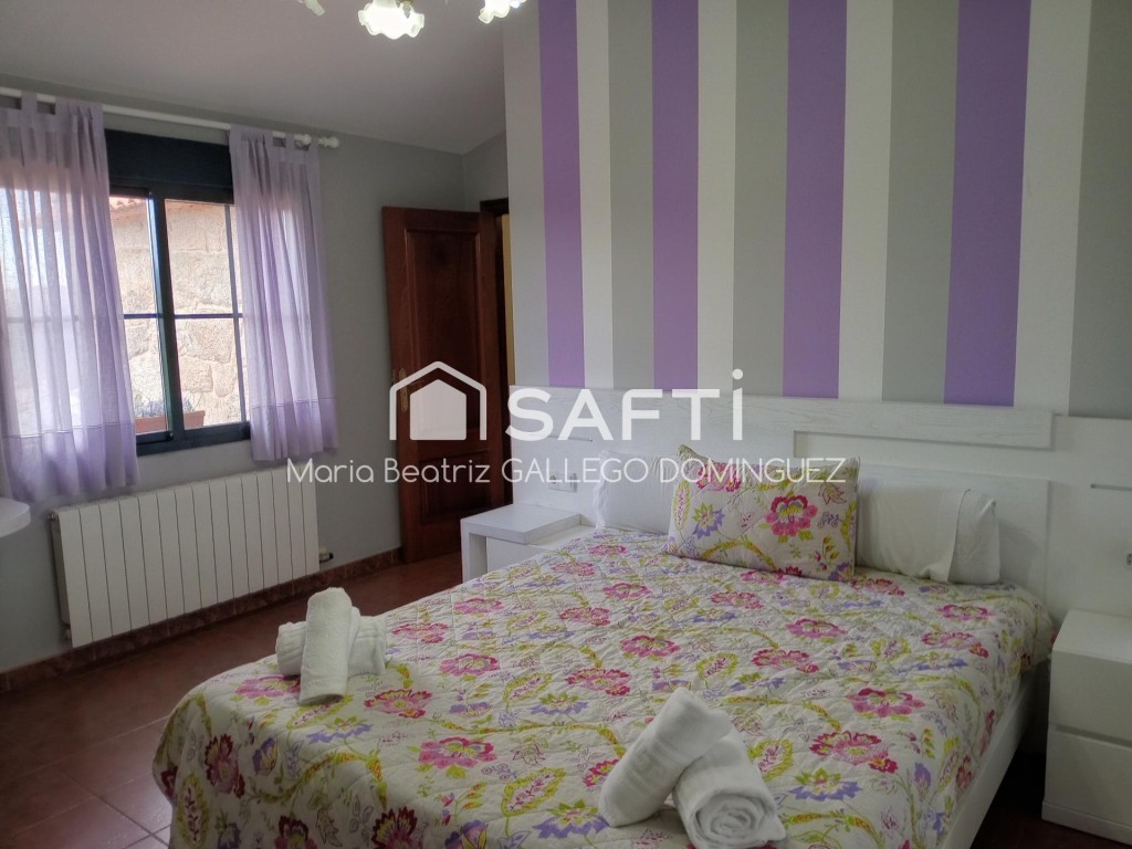 Imagen 2 de SE VENDE ESPECTACULAR VIVIENDA DE 188 METROS EN BELUSO - BUEU ( PONTEVEDRA) CON VISTAS AL MAR