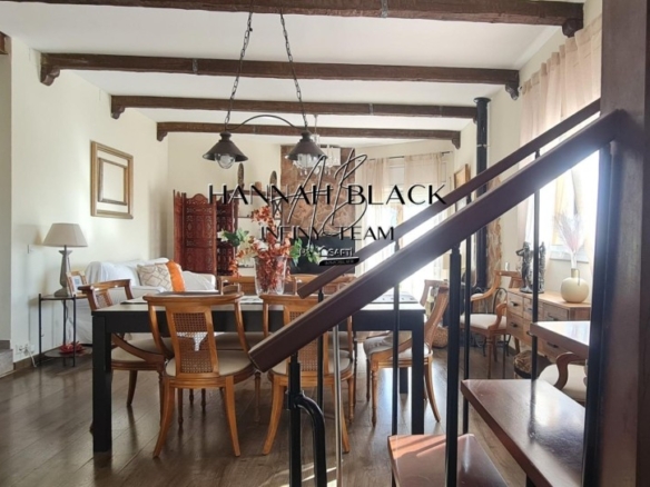 tanto en ubicación como en prestaciones.