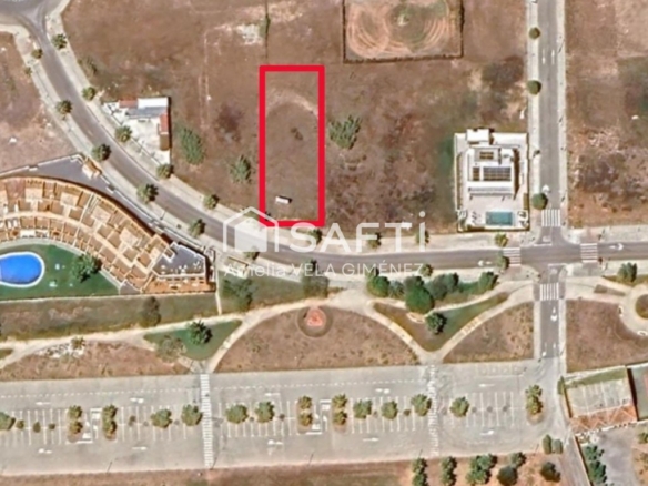 Imagen 2 de Solar urbano de 1200m en primera línea de Playa