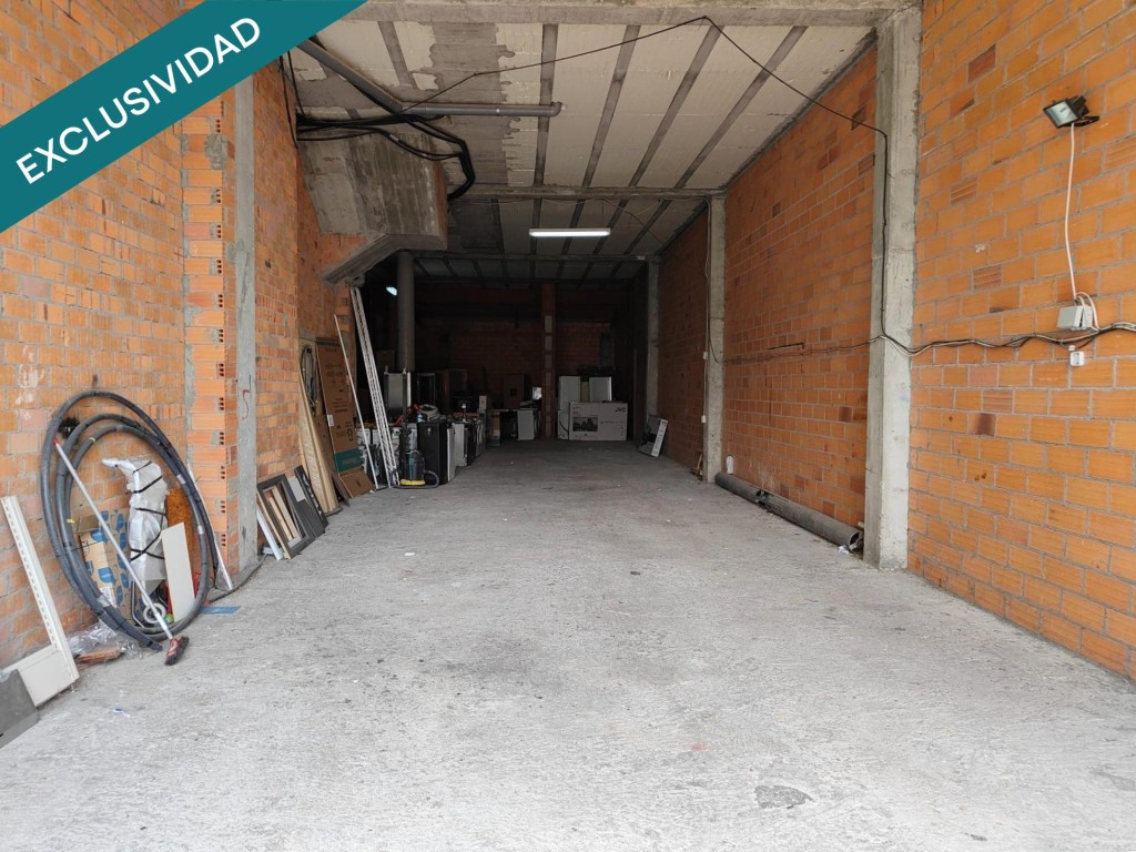Imagen 2 de OPORTUNIDAD EN XINZO DE LIMIA - LOCAL COMERCIAL + OFICINA