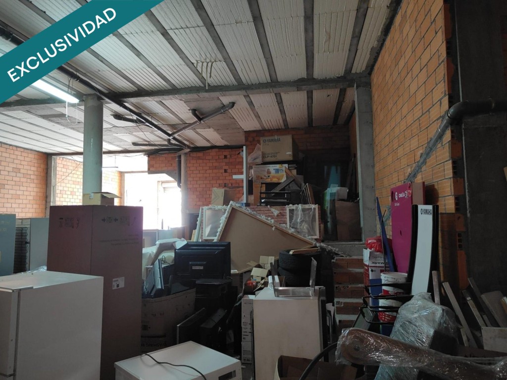 Imagen 4 de OPORTUNIDAD EN XINZO DE LIMIA - LOCAL COMERCIAL + OFICINA