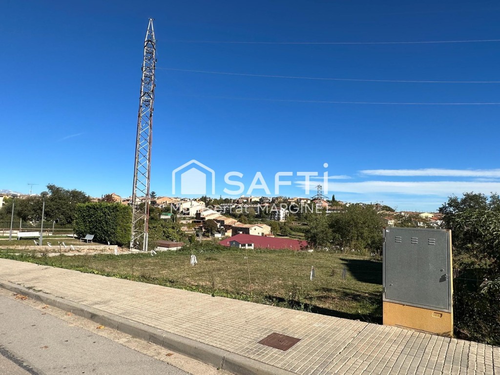 Imagen 2 de Terreno en venta en Prats de Lluçanès de 360m2