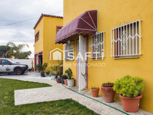 Imagen 4 de Vive el Mar: Tu Chalet Exclusivo en Benicarló ¡Donde el lujo se funde con la brisa marina!