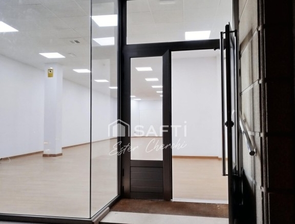 Imagen 1 de Local en alquiler en Avenida da Mahía