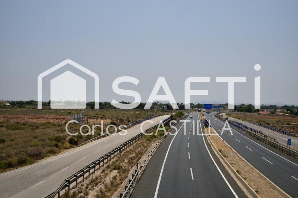 Imagen 3 de Gran terreno rústico de 12.000m2 perfectamente conectado.