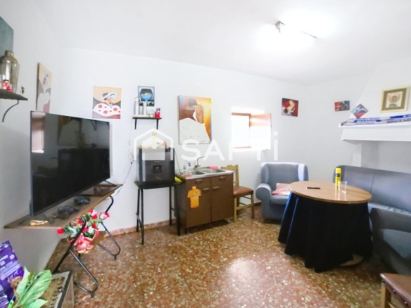 Imagen 4 de Gran finca de 59.000 m² con vivienda y almacenes