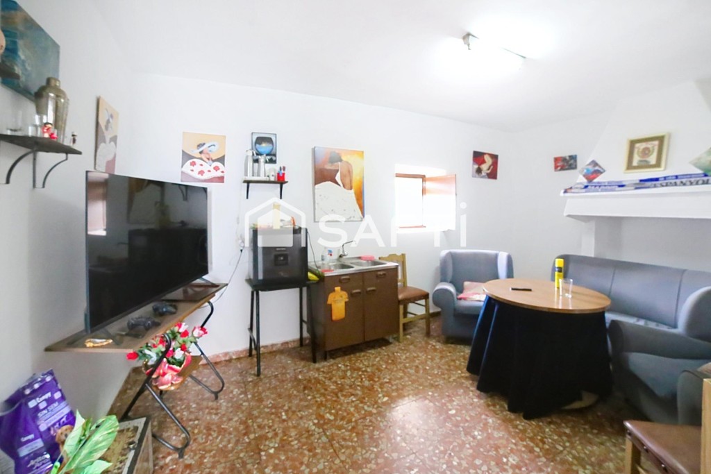 Imagen 4 de Gran finca de 59.000 m² con vivienda y almacenes