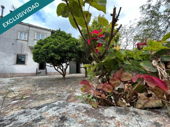 Imagen 2 de EXCLUSIVO CONJUNTO INMOBILIARIO PARA REFORMAR EN SANTIAGO DE COMPOSTELA