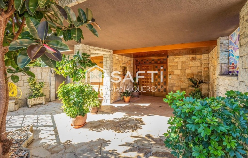 espacio y privacidad en el corazón del pueblo.