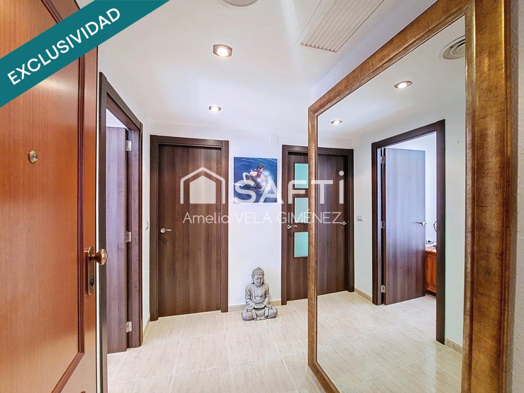 Imagen 2 de Espectacular apartamento en primera línea de playa