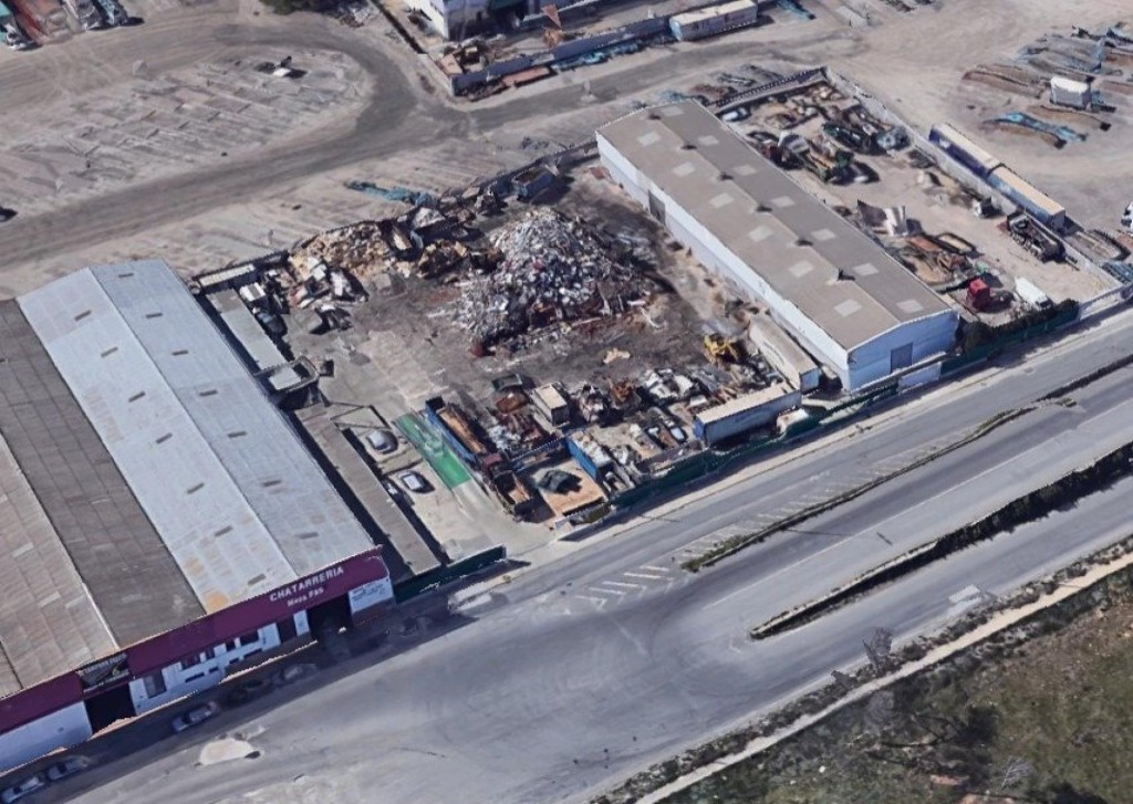 Imagen 1 de Gran centro de recuperación de metales en venta.