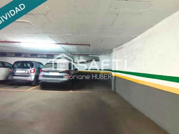 Imagen 3 de PLAZA DE PARKING COCHE PEQUEÑO O MOTO 10M2 CALLE SANTALO