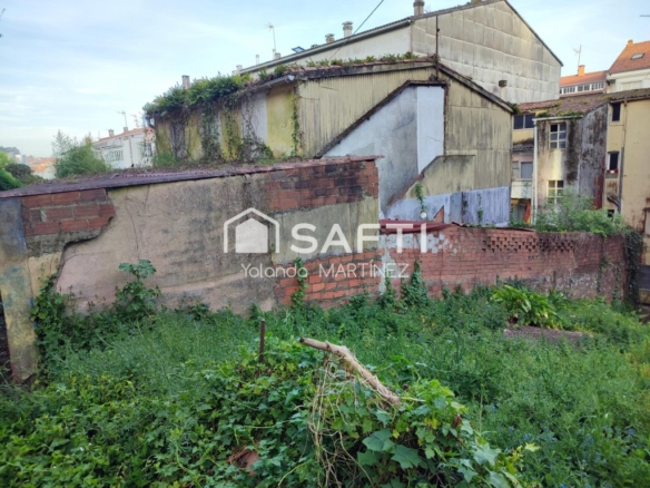 po-1251145-imagen - El Club del Propietario Imagen 1 de Casa para reformar o promover edificio en Santiago