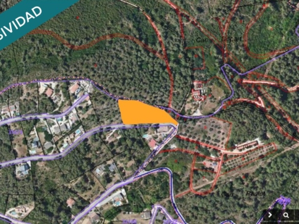 Imagen 2 de TERRENO DE 4215M2 EDIFICABLE EN CERVELLO.