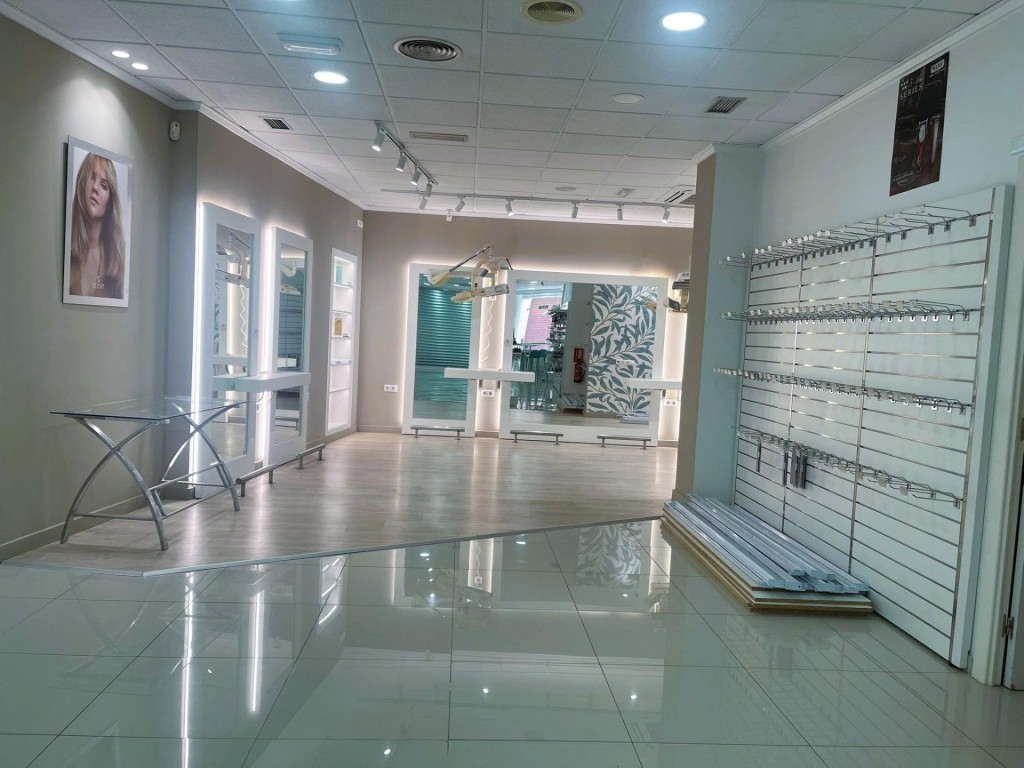 Imagen 1 de Local Comercial en el centro de Almoradí