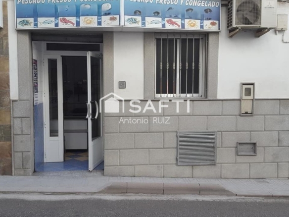 po-1251164-imagen - El Club del Propietario Imagen 1 de Local comercial totalmente equipado – Ideal para pescadería o vivienda. SIN COMISIÓN DE COMPRA.