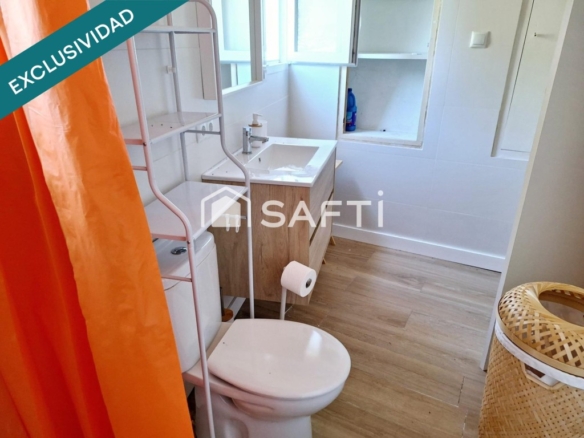 Imagen 1 de Casa a la venta en el cerro del castillo de 3 dormitorios - Sin comisión