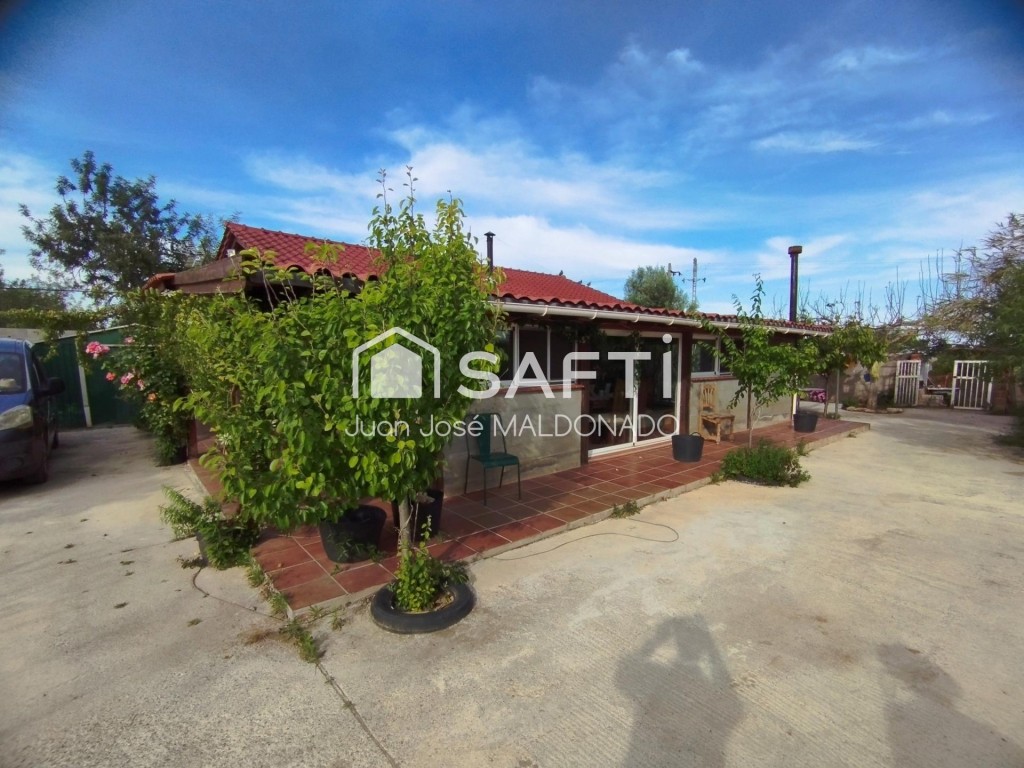 Imagen 1 de Casa rústica de madera en Vinaròs con piscina privada