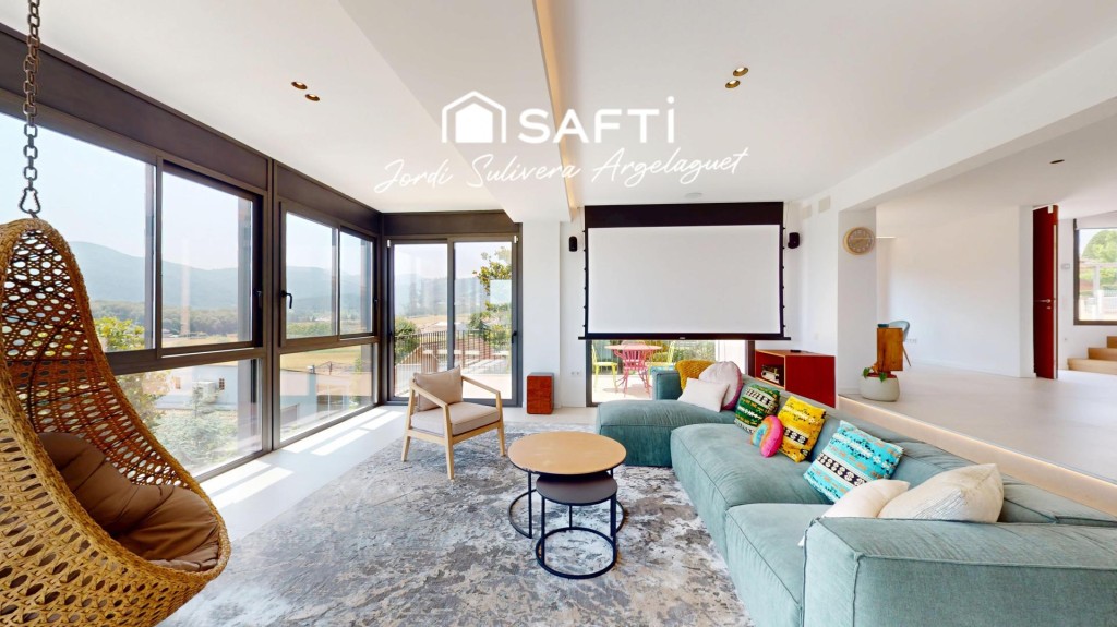 Imagen 1 de ¡ESPECTACULAR CASA DE DISEÑO!