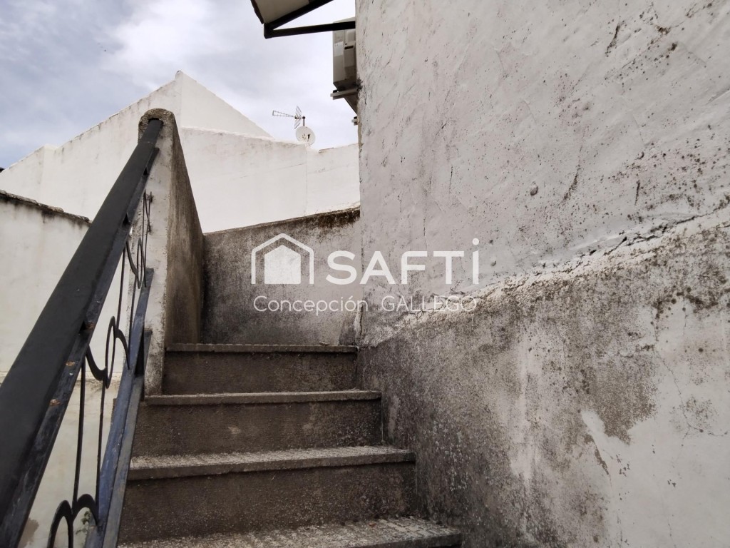 Imagen 4 de CASA PAREADA EN CAMPO DE CRIPTANA. Sin comisión para el comprador.