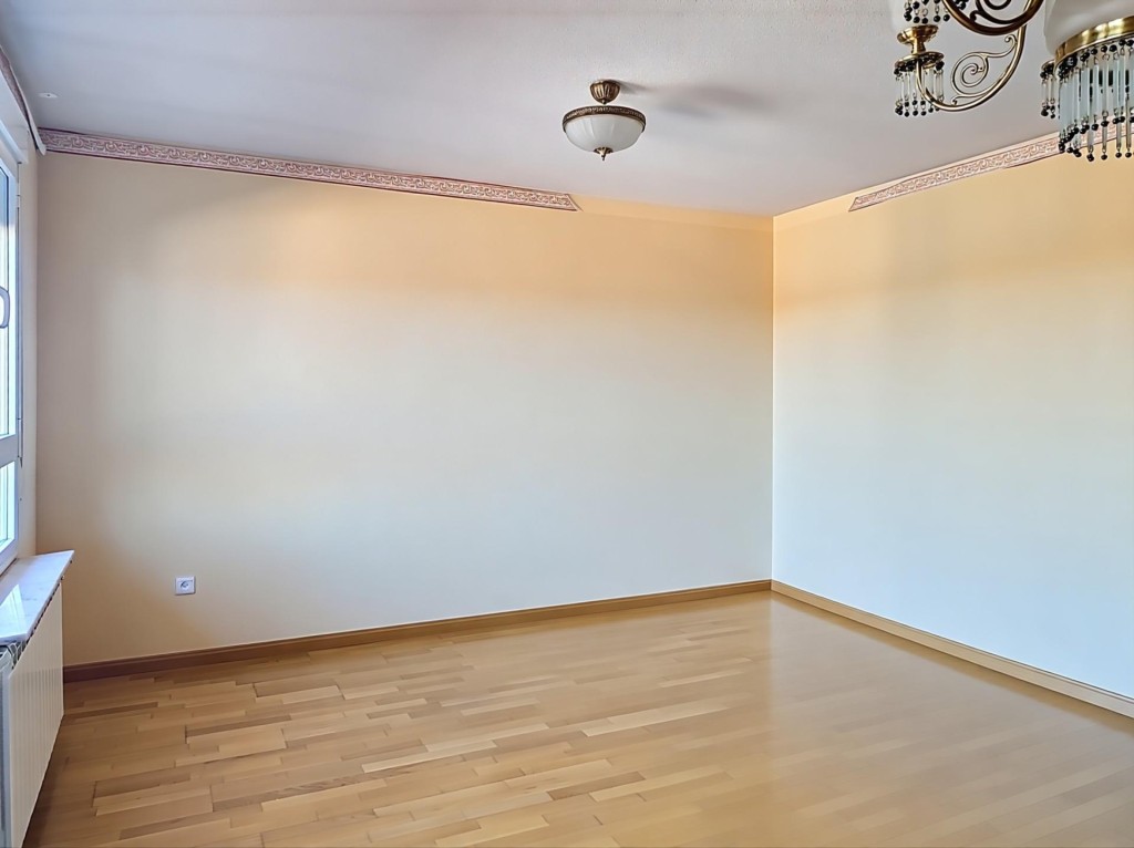 Imagen 1 de CÓMODO PISO CERCA DEL CENTRO Y OTROS LUGARES DE INTERÉS