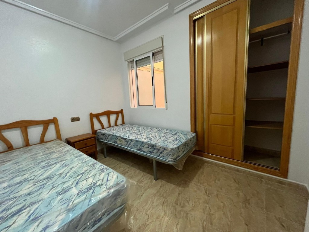 Imagen 1 de Acogedor piso de 2 dormitorios con piscina comunitaria en Los Montesinos