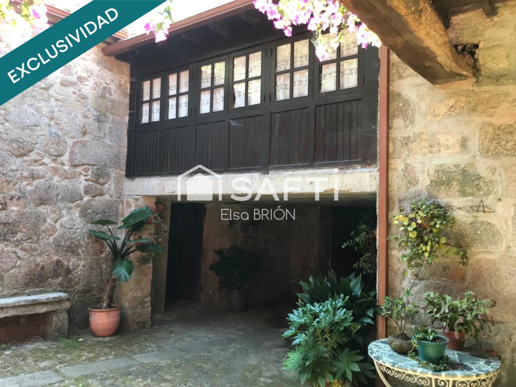 Imagen 4 de "Casa do Monte" un caserón con historia en el corazón de Rois.