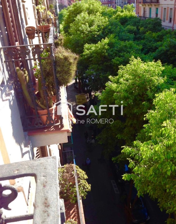 Imagen 4 de ¡Encanto modernista de 1900 en el corazón de Sant Antoni!