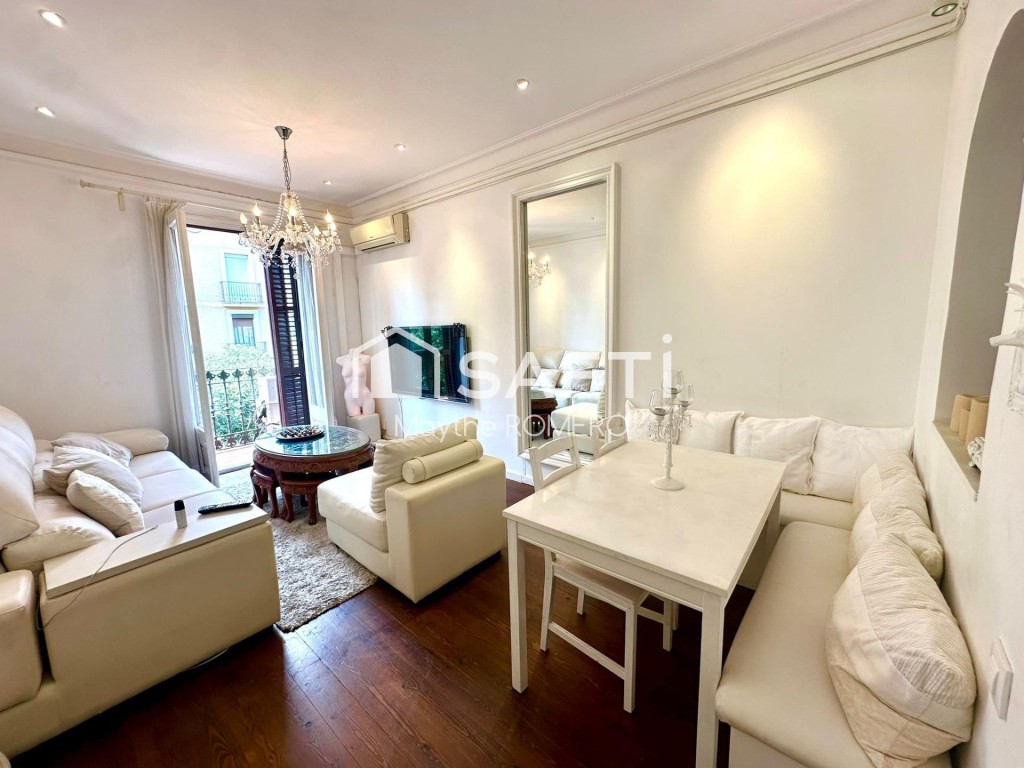 Imagen 1 de ¡Encanto modernista de 1900 en el corazón de Sant Antoni!