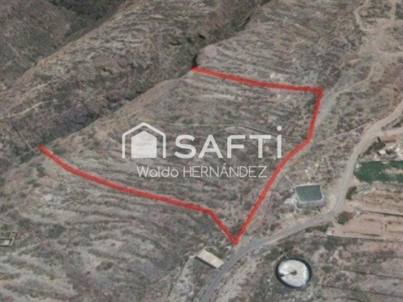 Imagen 2 de PARCELA RÚSTICA DE 15.249M2 CON VISTAS AL MAR EN ADEJE