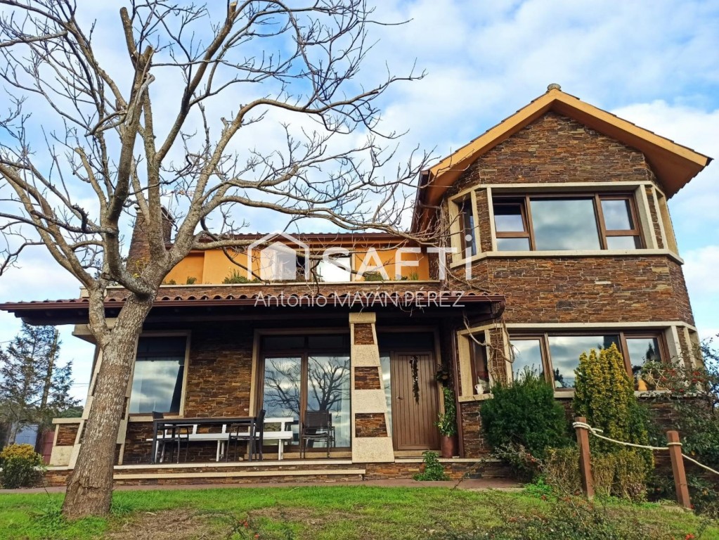 Imagen 3 de CASA CHALET CON TERRENO EN BRETAL ( RIBEIRA )