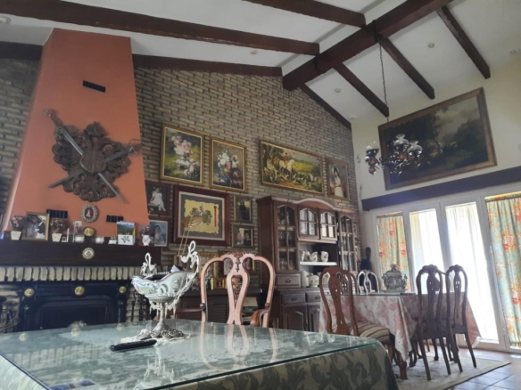 Imagen 4 de PRECIOSO CHALET INDEPENDIENTE A 5 MINUTOS EN COCHE DE LA PLAYA DE LA BARROSA