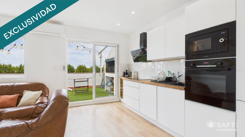 Imagen 3 de Pison con dos dormitorios y amarre