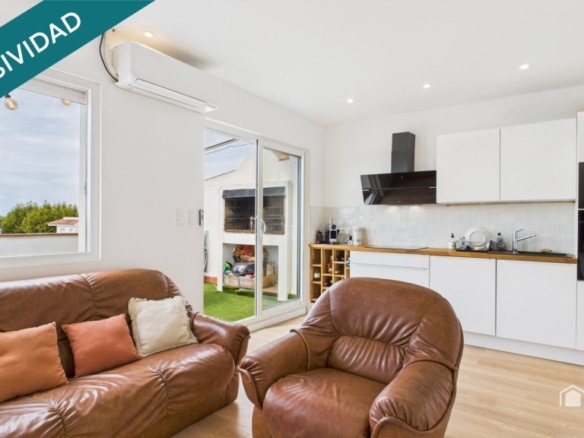 Imagen 1 de Pison con dos dormitorios y amarre