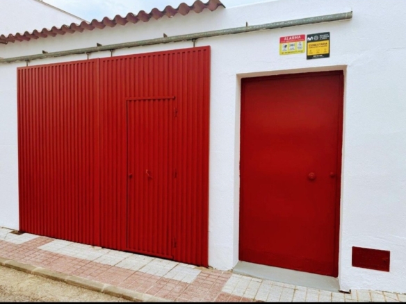 Imagen 3 de Casa cerca de badajoz. La Albuera. Sin comisión de agencia.